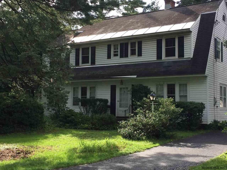 10 Pinedale Ave, Delmar, NY 12054 - photo 1