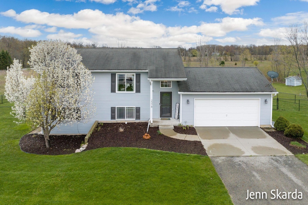 1-web-or-mls-2378-winston-view-dr