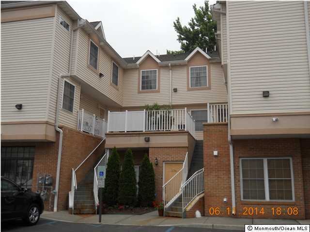131 Adamecs Way unit B4, South Amboy, NJ 08879 - photo 1