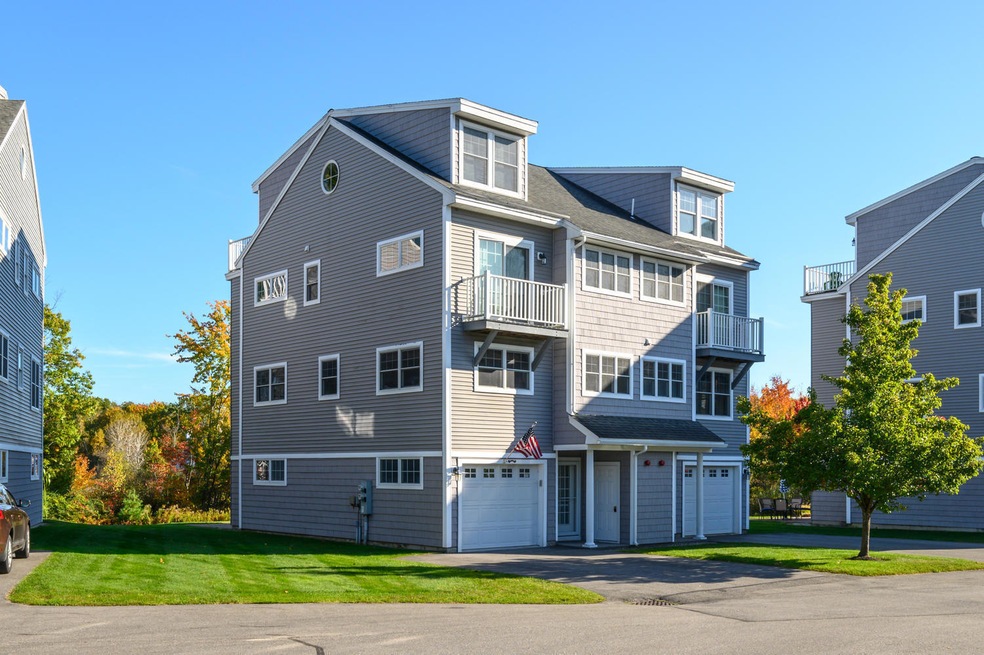 42 Walnut St Unit 25 Old-large-001-005-E