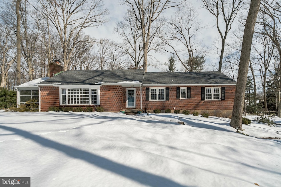 42 Sandywood Dr, Doylestown, PA 18901 - photo 1