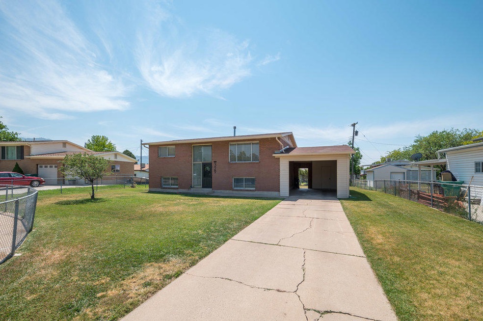 329 W 1450 N, Layton, UT 84041 - photo 1