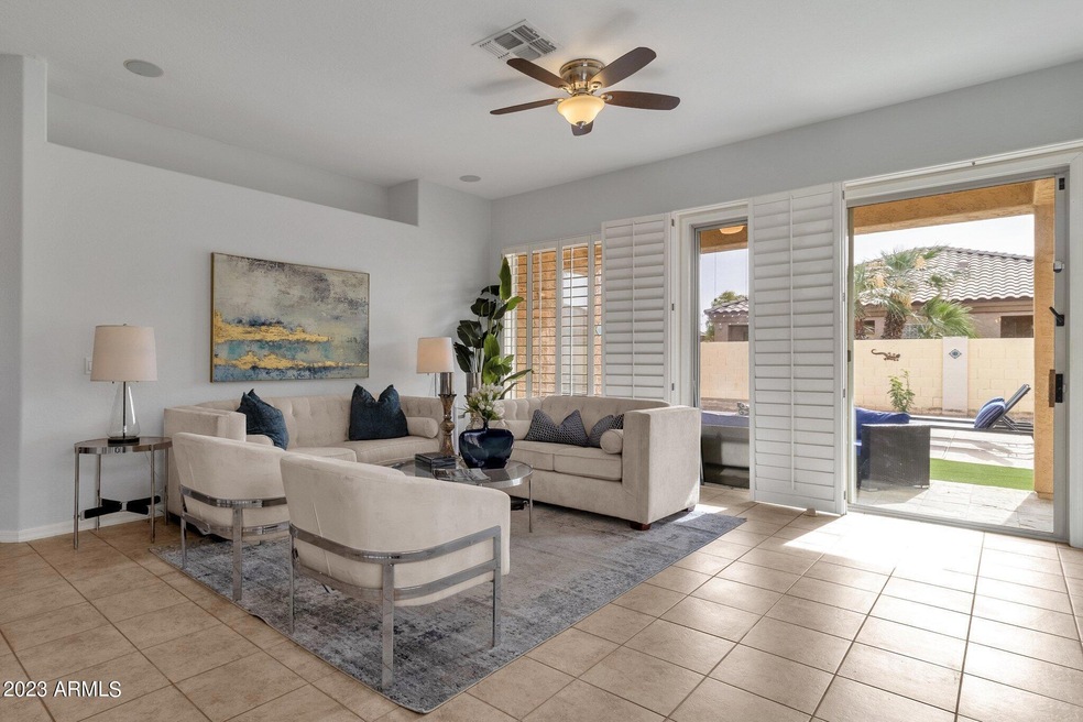17-web-or-mls-841-w-oriole-way