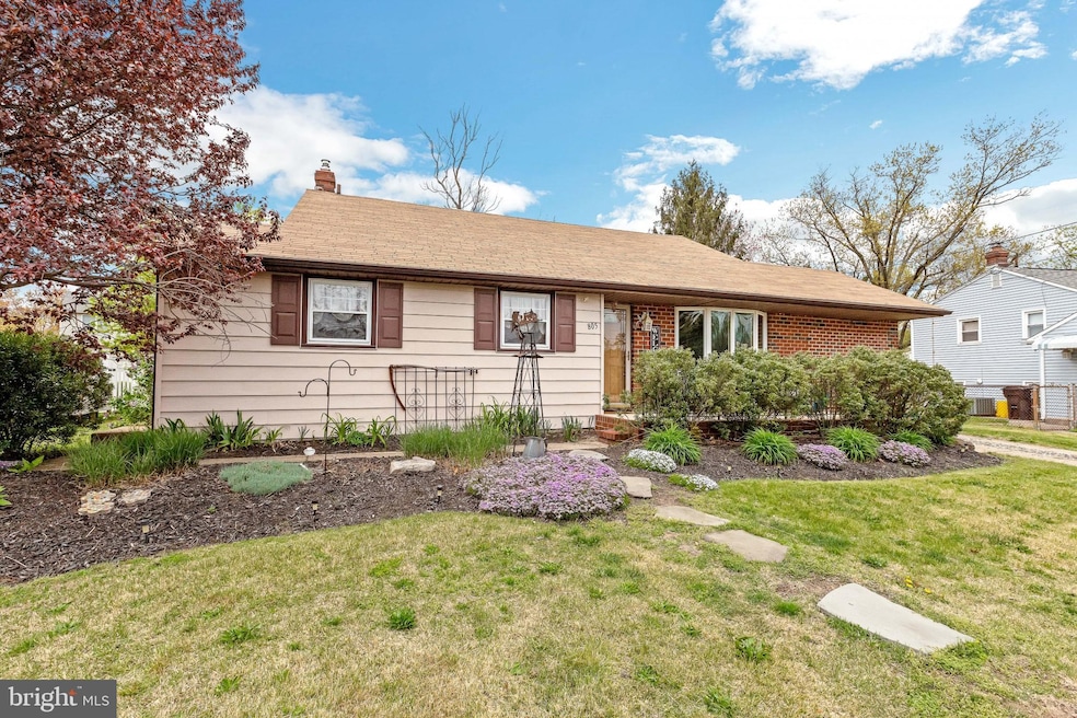 805 Fordham St, Delran, NJ 08075 - photo 1