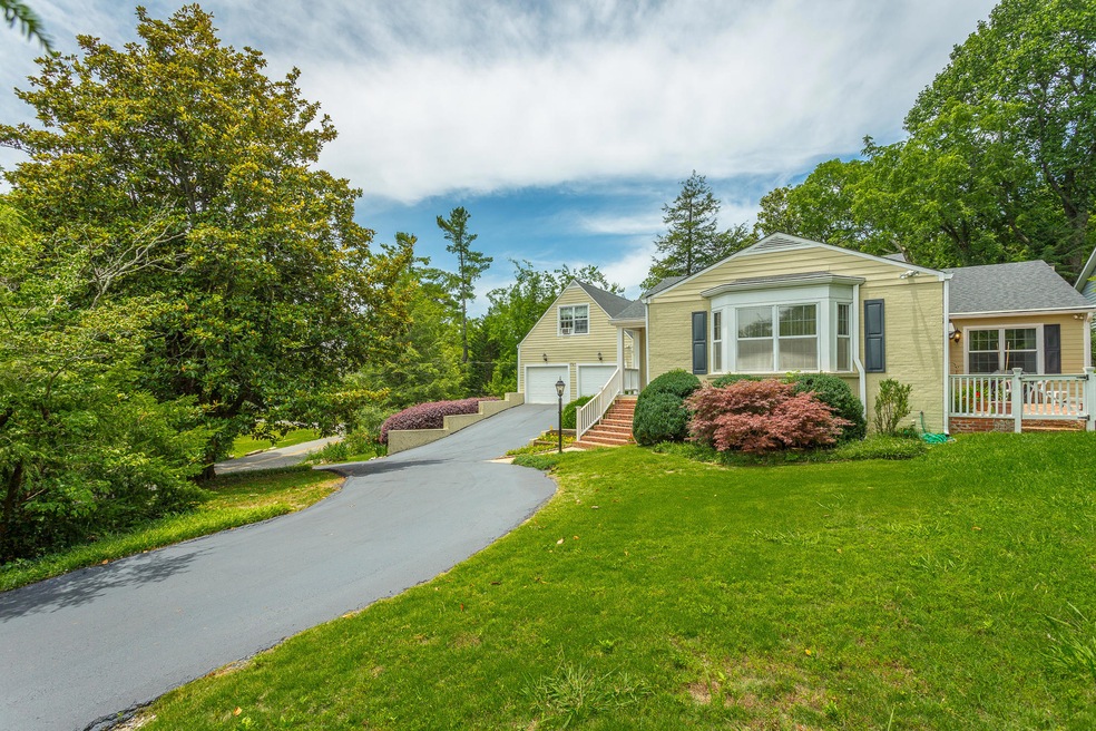 400 E Brow Road EXT-5