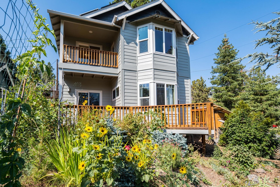 2238 NW 5th St, Bend, OR 97701 - photo 1