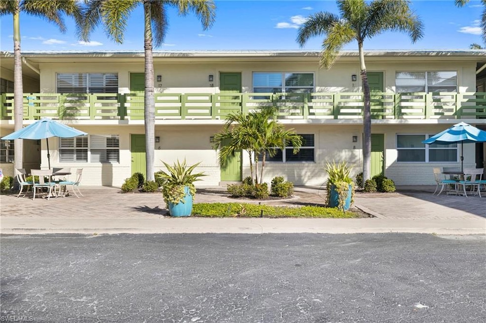 975 9th Ave S unit 7, Naples, FL 34102 - photo 1