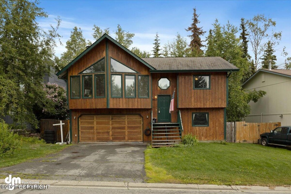 01-Exterior Front-2913