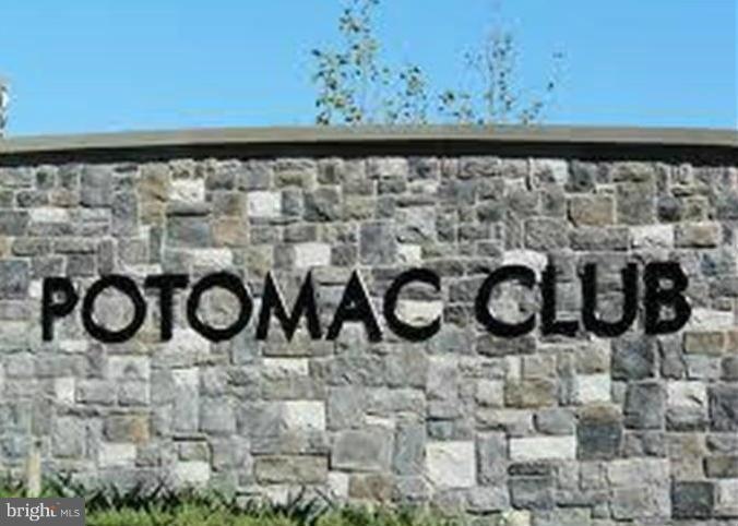 15164 Lancashire Dr unit 194, Woodbridge, VA 22191 - photo 1