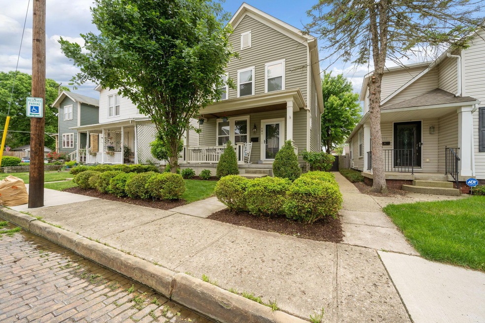 401 E Kossuth Street