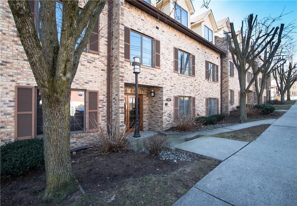 107 High Ave unit 206, Nyack, NY 10960 - photo 1