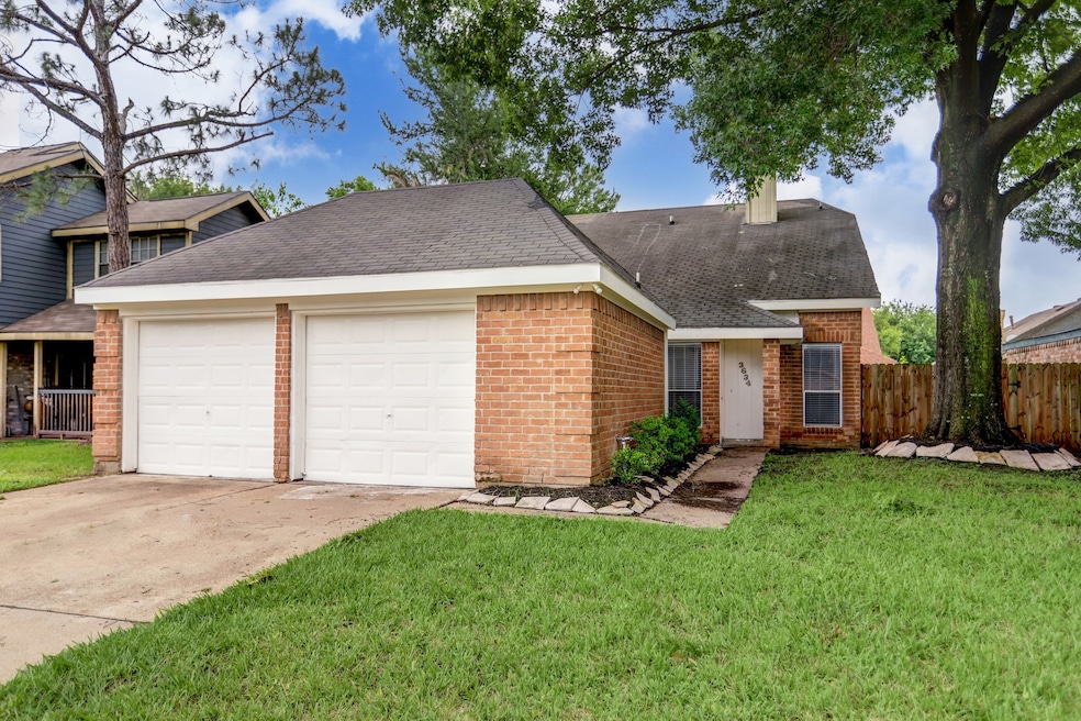 3634 Storm Creek Dr, Houston, TX 77088 - photo 1