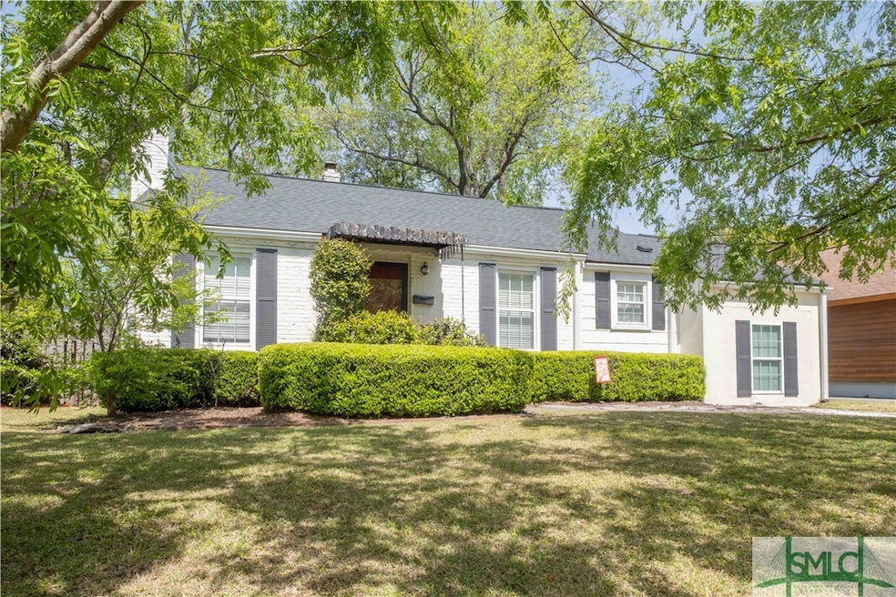 306 E 56th St, Savannah, GA 31405 - photo 1