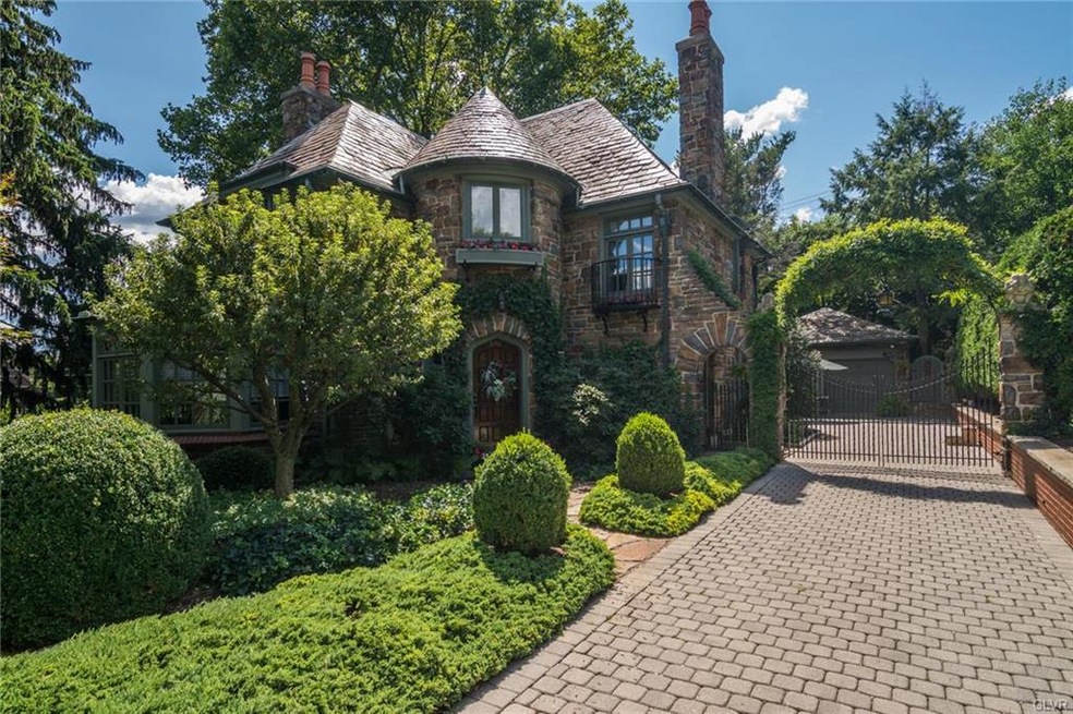 530 N 30th St, Allentown, PA 18104 - photo 1