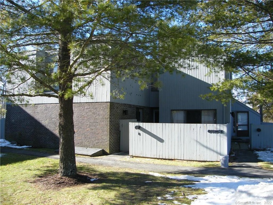 1 Quince Ct unit 1, Ridgefield, CT 06877 - photo 1