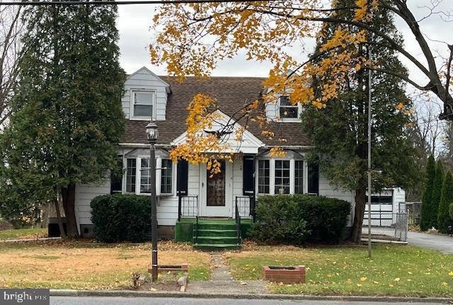 6221 Blue Bird Ave, Harrisburg, PA 17112 - photo 1