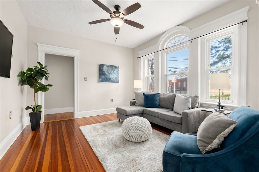 221 Shurtleff St unit 2, Chelsea, MA 02150 - photo 1