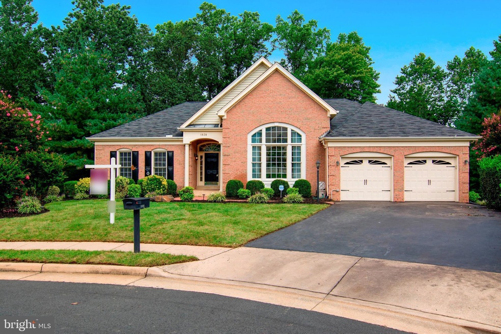 1838 Strickland Ct, Woodbridge, VA 22191 - photo 1