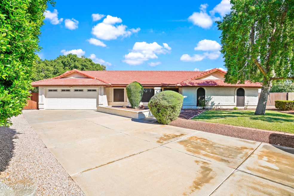 944 N Somerset Cir, Mesa, AZ 85205 - photo 1