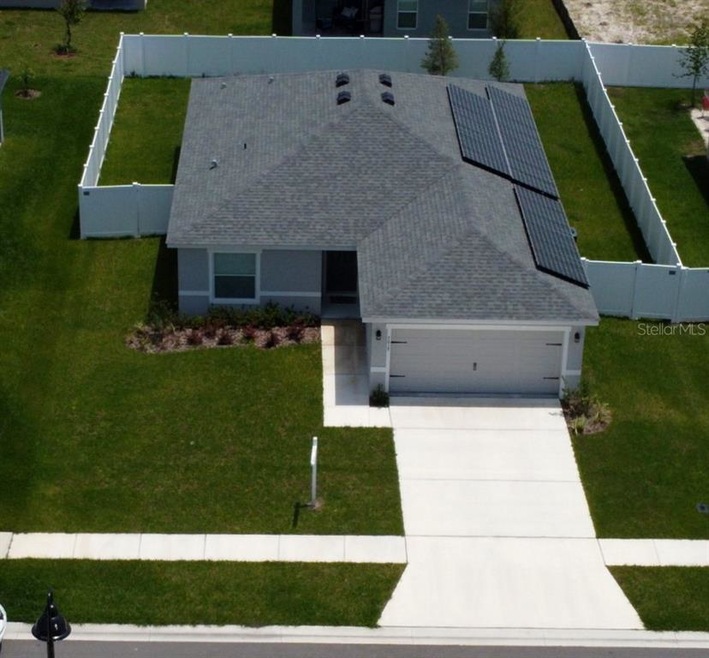 7017 Gideon Cir, Zephyrhills, FL 33541 - photo 1