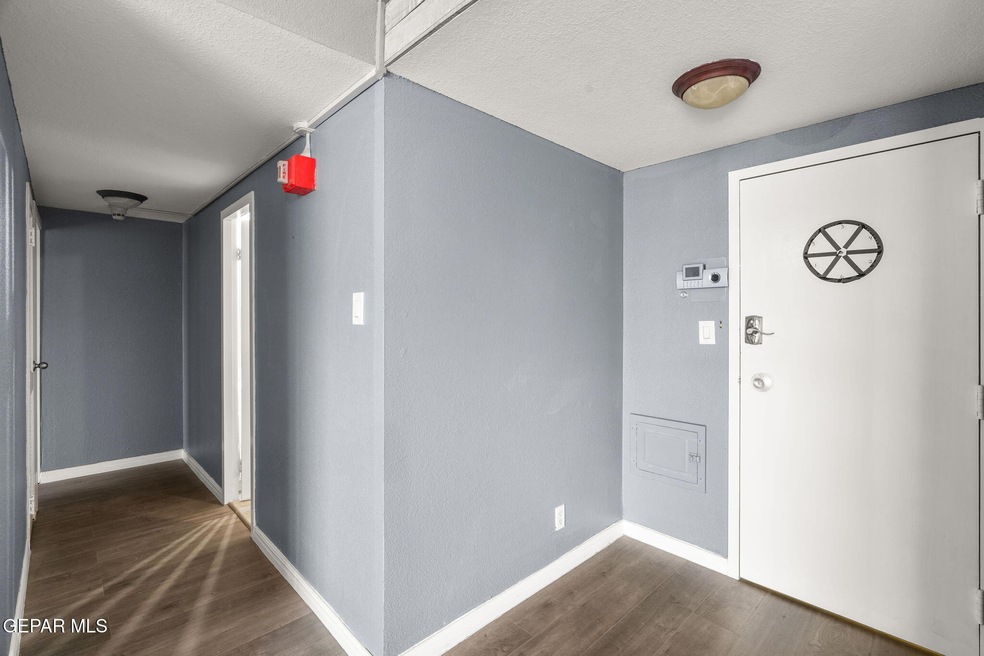 1800 N Stanton Suite 204-1