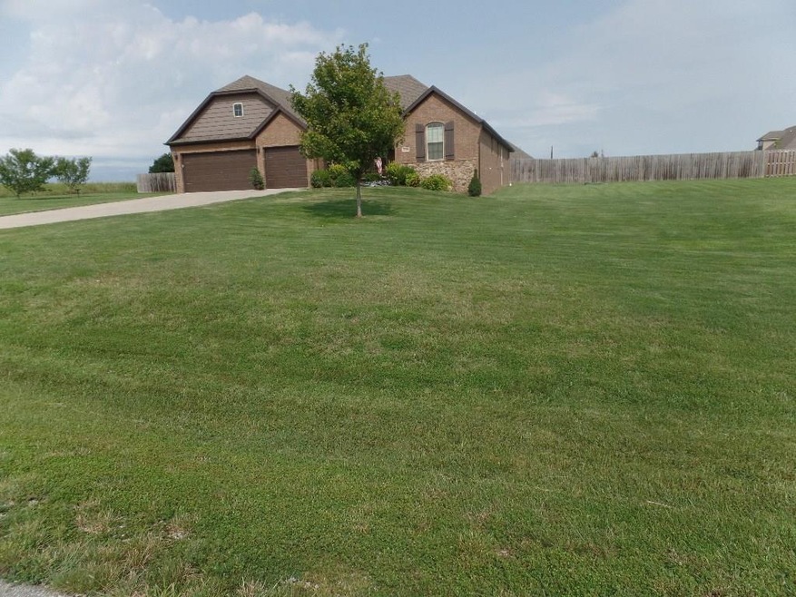 14908 Tikaani Dr, Siloam Springs, AR 72761 - photo 1