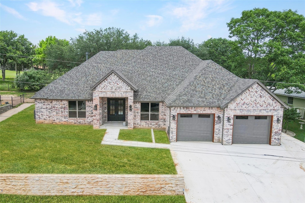 4926 Viejo Ct, Granbury, TX 76049 - photo 1