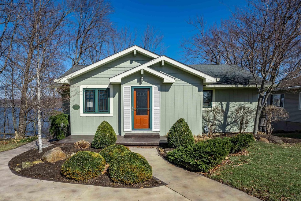 Sold $1,045,000 • Co-Listing Agent