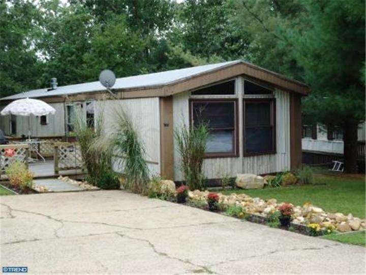 3595 Nashua St, Browns Mills, NJ 08015 - photo 1