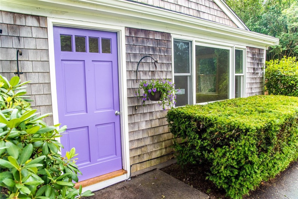 7 Reardon Dr, Middletown, RI 02842 - photo 1