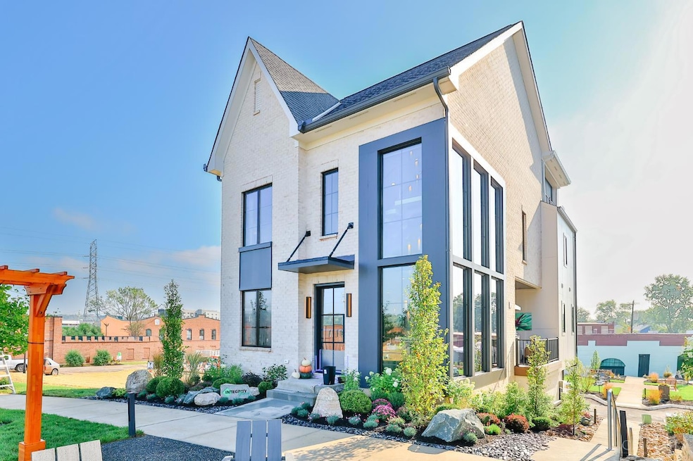 Sold $1,616,475 • Co-Listing Agent