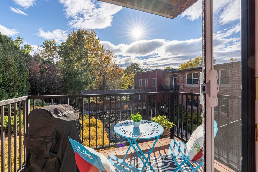 7 Chester Rd unit 211, Derry, NH 03038 - photo 1