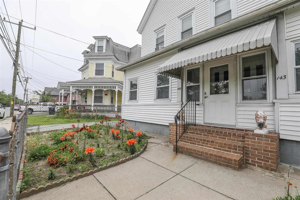 143 W Hollis St unit 145, Nashua, NH 03060 - photo 1