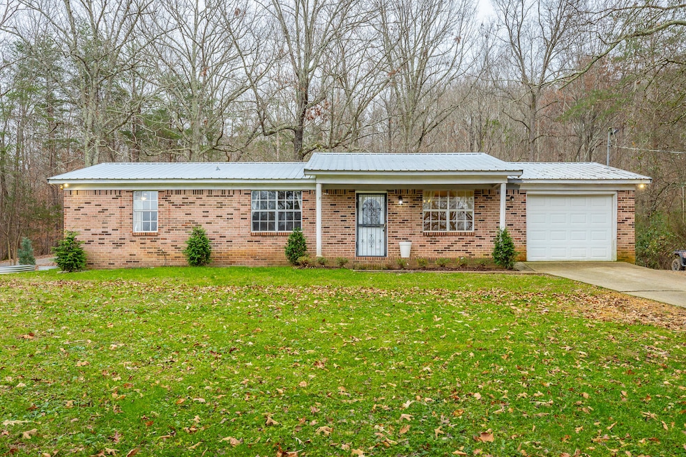 670 Sherry Rd, Jasper, TN 37347 - photo 1