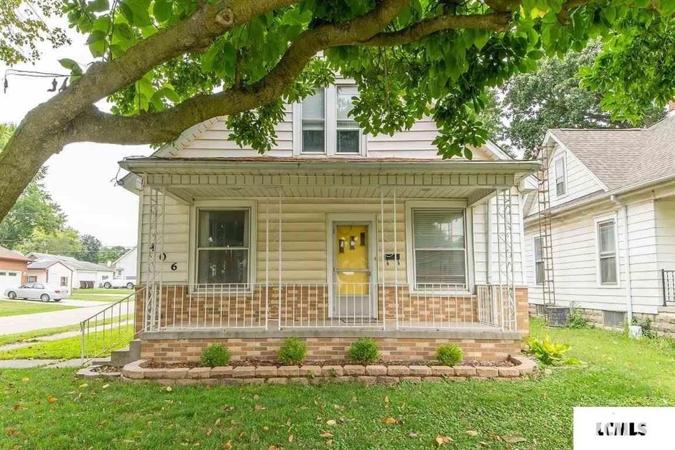 406 5th St, Lincoln, IL 62656 - photo 1