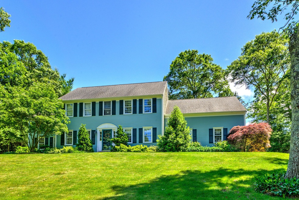 13 Sleepy Hollow Ln, Sandwich, MA 02563 - photo 1