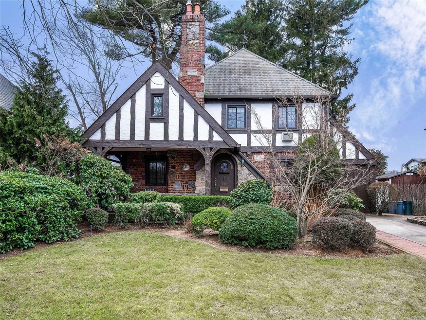 116 Hewlett Ave, Merrick, NY 11566 - photo 1