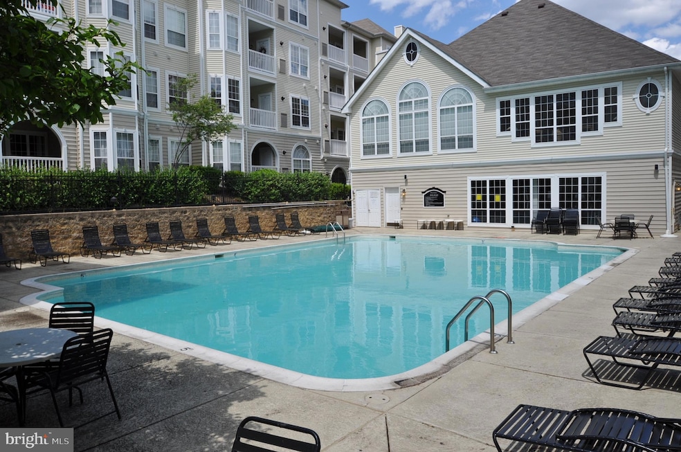 For Rent $2,125/month