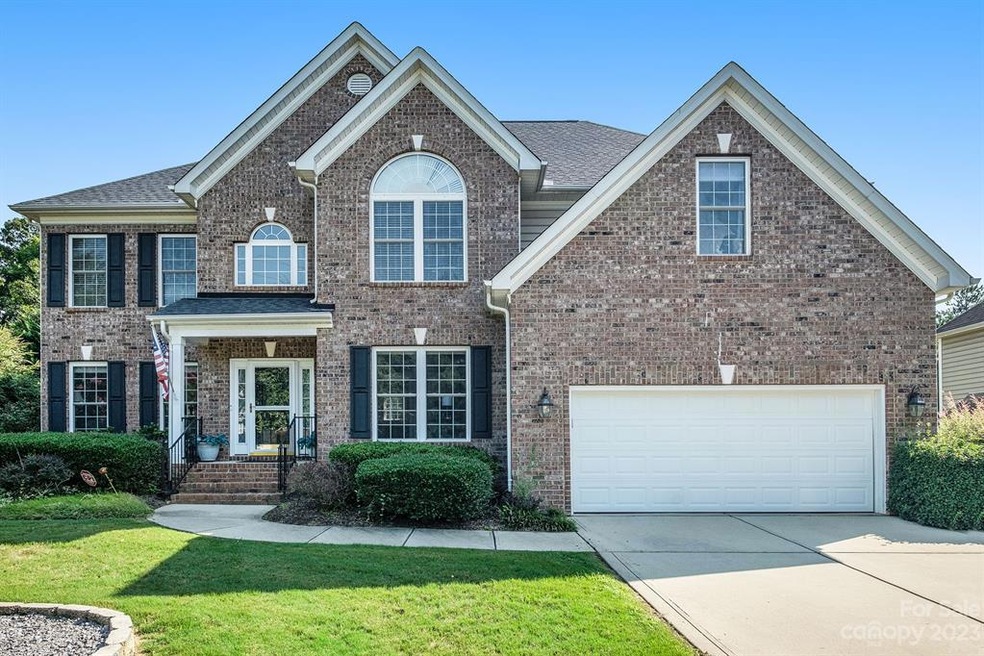 4137 Autumn Cove Dr, Clover, SC 29710 - photo 1