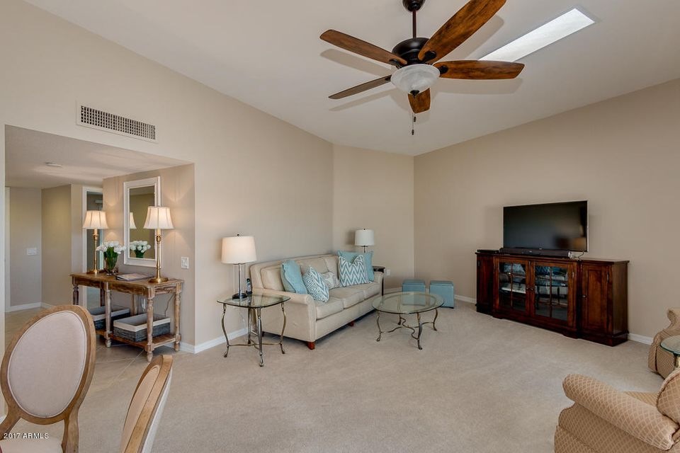 14025 N Palm Ridge Dr W, Sun City, AZ 85351 - photo 1