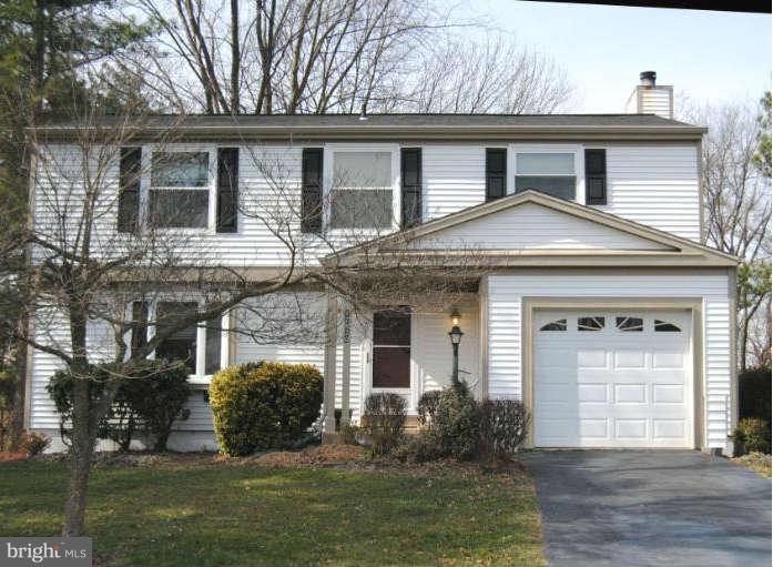 12820 Awbrey Ct, Herndon, VA 20171 - photo 1