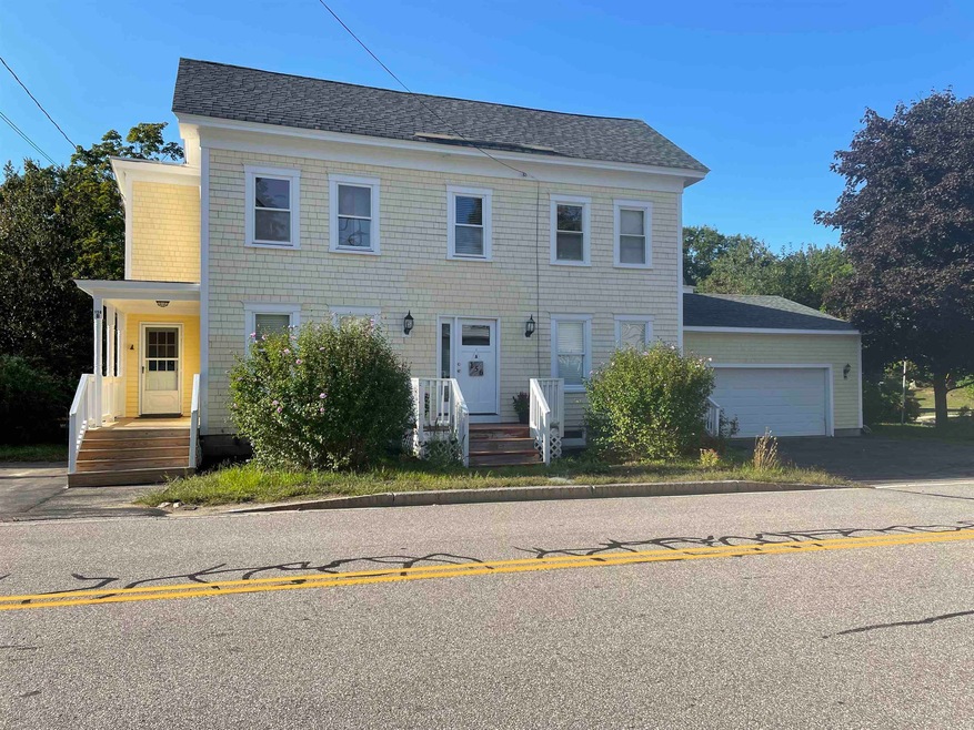 156 Autumn St, Rochester, NH 03868 - photo 1