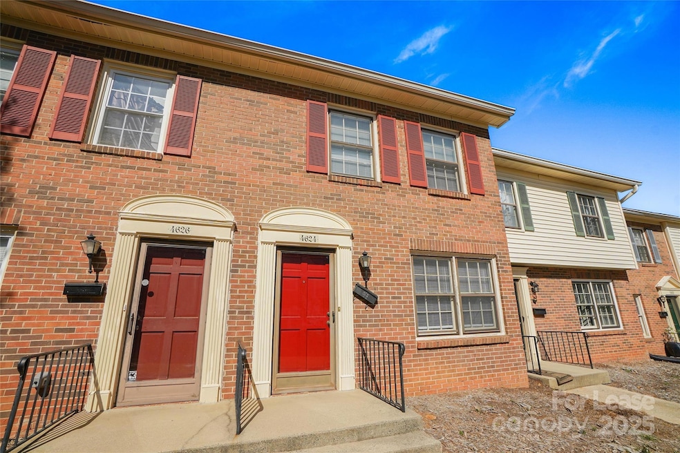 4624 Old Lantern Way unit 12, Charlotte, NC 28212 - photo 1