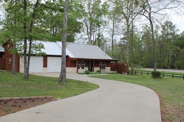 110 Mccarty Rd, Lufkin, TX 75904 - photo 1