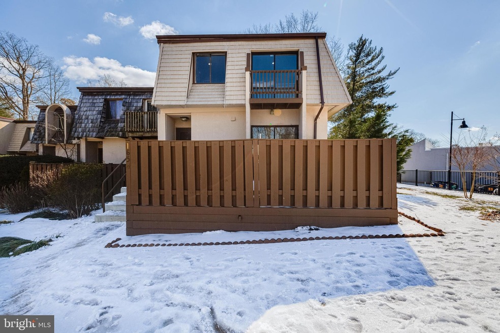 1654 Valencia Way, Reston, VA 20190 - photo 1