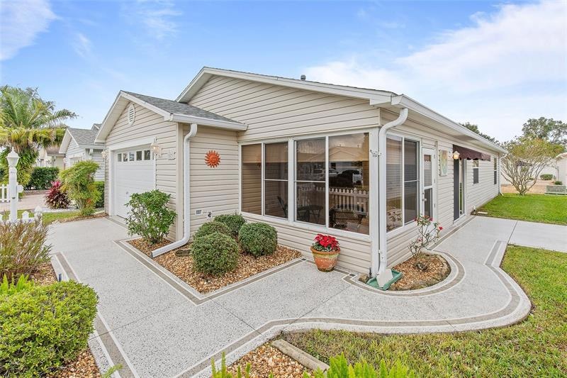 3573 Roanoke St, The Villages, FL 32162 - photo 1