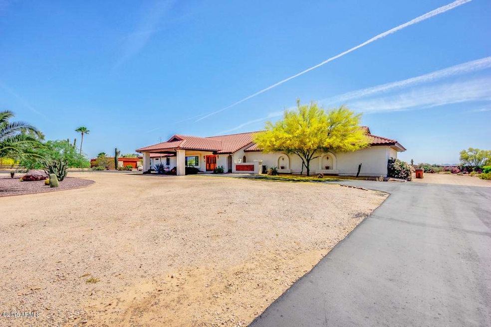 10155 E Fenimore Rd, Mesa, AZ 85207 - photo 1