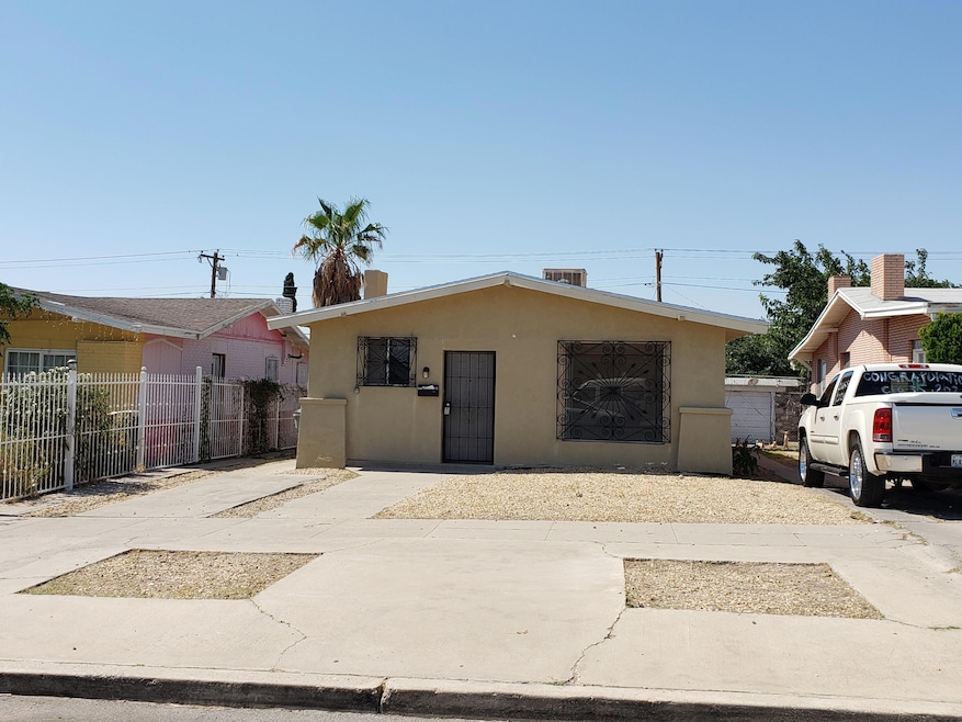 3210 Mountain Ave, El Paso, TX 79930 - photo 1