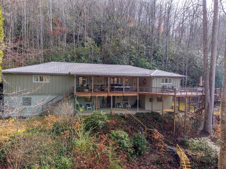 2001 Little Ellijay Rd, Franklin, NC 28734 - photo 1