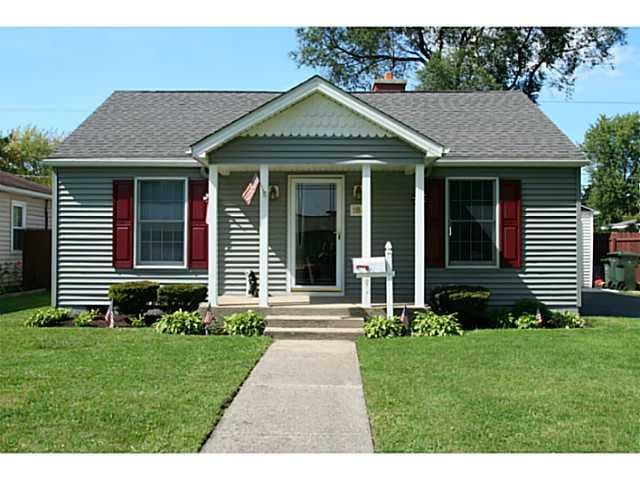 184 Humphrey St, North Tonawanda, NY 14120 - photo 1